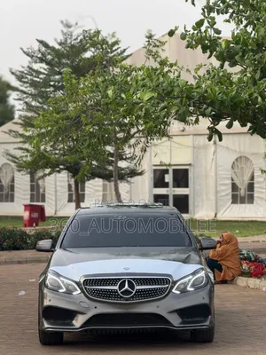 Mercedes-Benz E350 Base BlueTec Sedan  RWD (3.0L 6cyl 7A) 2013 Gray