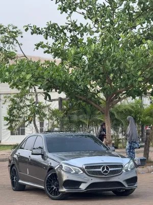Mercedes-Benz E350 Base BlueTec Sedan  RWD (3.0L 6cyl 7A) 2013 Gray