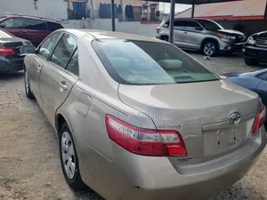 Toyota Camry LE 4dr Sedan (2.4L 4cyl 5A) 2007 Gold