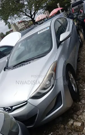 Hyundai Elantra Limited 4dr Sedan (1.8L 4cyl 6A) 2015 Gray