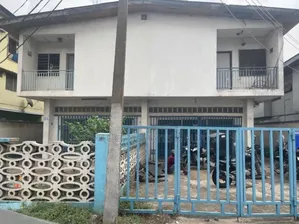 4bdrm Duplex in Off Computer Village for sale