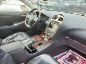 Lexus ES 350 2011 Silver