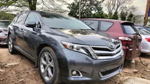 Toyota Venza XLE 2014 Gray