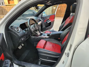 Mercedes-Benz GLB-Class GLB 250 4MATIC 2020 White