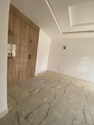 2bdrm Block of Flats in Kaura for rent