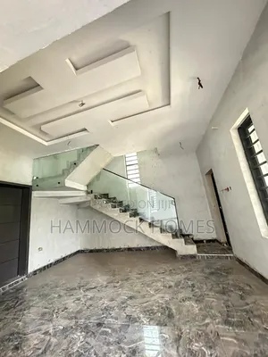 3bdrm Duplex in Chief Lateef Oyelade, Oluyole Estate for sale