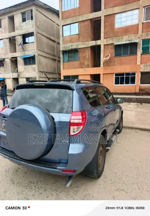 Toyota RAV4 2010 Blue