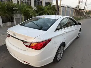 Hyundai Sonata 2013 White