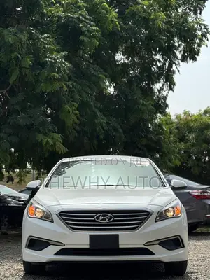 Hyundai Sonata SE 2016 White