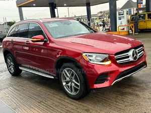 Mercedes-Benz GLC-Class 2019 Red