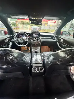 Mercedes-Benz GLC-Class 2019 Red