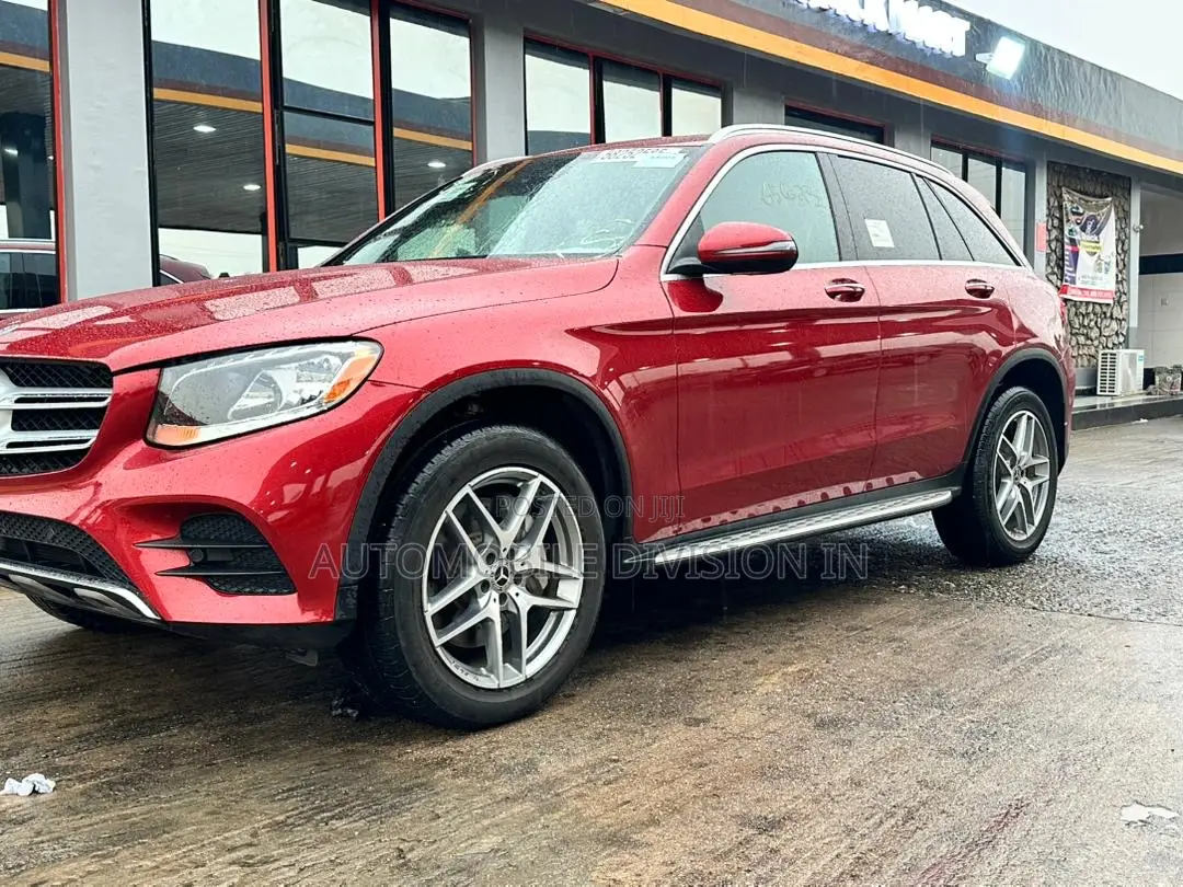 Mercedes-Benz GLC-Class 2019 Red