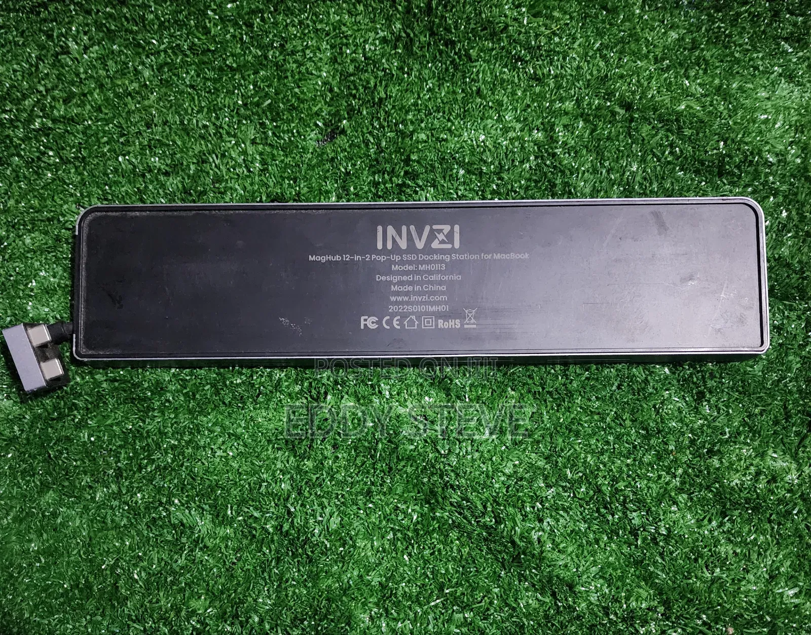 Invzi Maghub 12-in-2 Usb-C Docking Station Triple Monitors