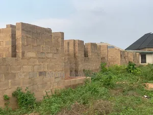 8bdrm Block of Flats in Moniya, Akinyele for sale