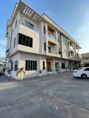 Furnished 4bdrm Duplex in Idado for rent