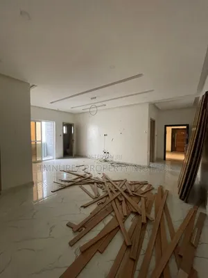 2bdrm Apartment in Haris Drive, VGC / Ajah for rent