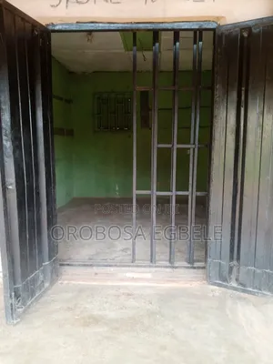 Mini Spacious Store Located In A T Junction Street For Rent