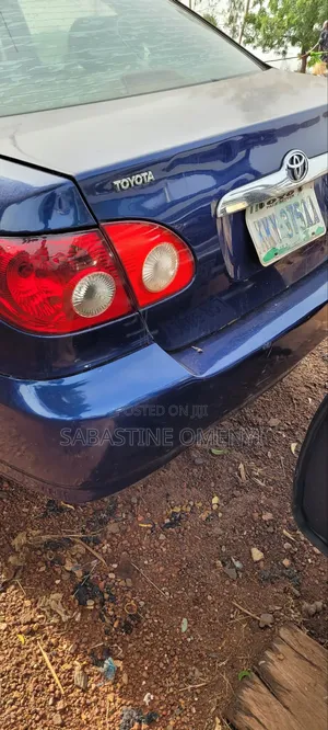 Toyota Corolla 2004 Blue