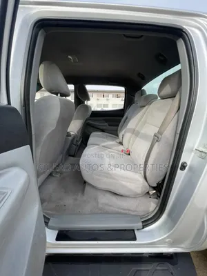 Toyota Tacoma 2011