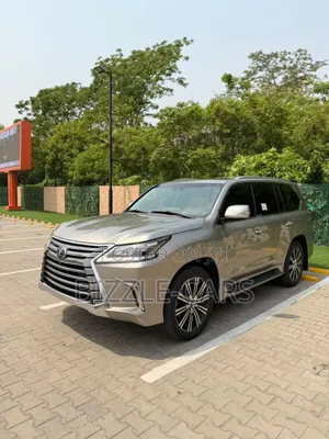 Lexus LX 570 AWD 2018 Gold