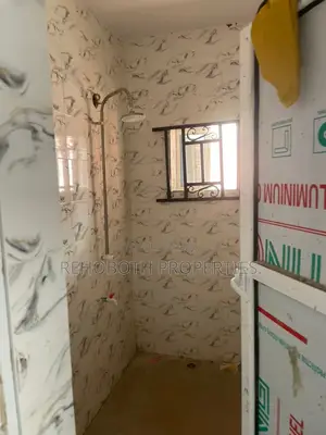 2bdrm Bungalow in Ifelodun Aba Panu, Akala Express for rent