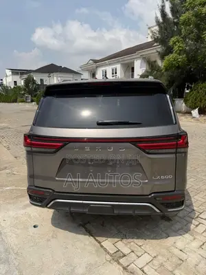 Lexus LX 2022 Gray