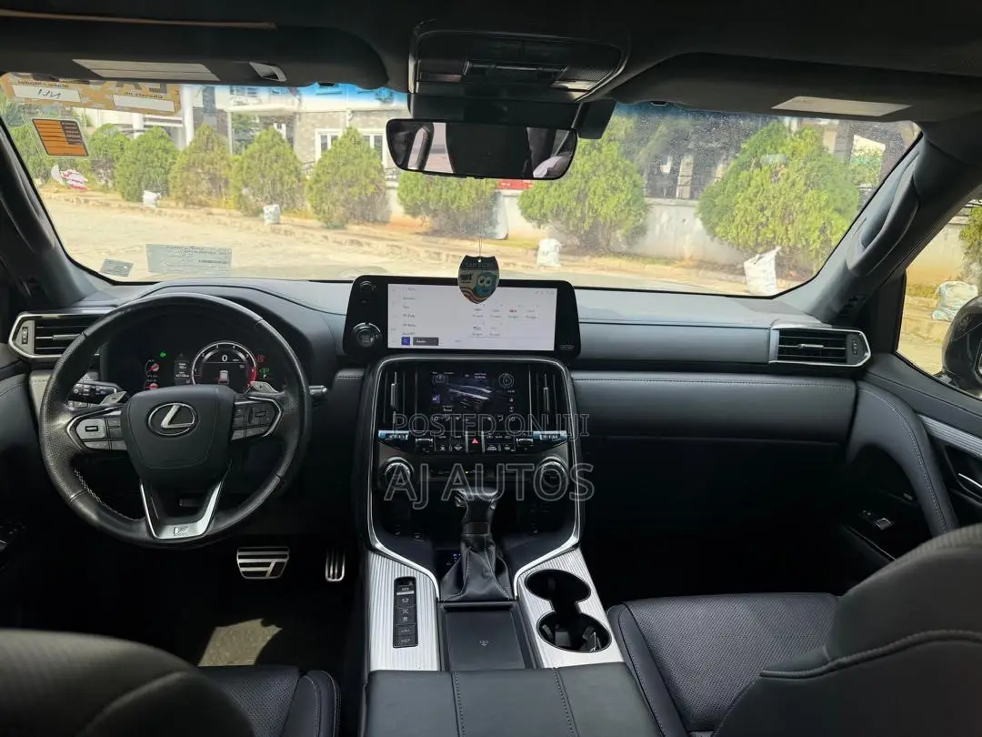 Lexus LX 2022 Gray