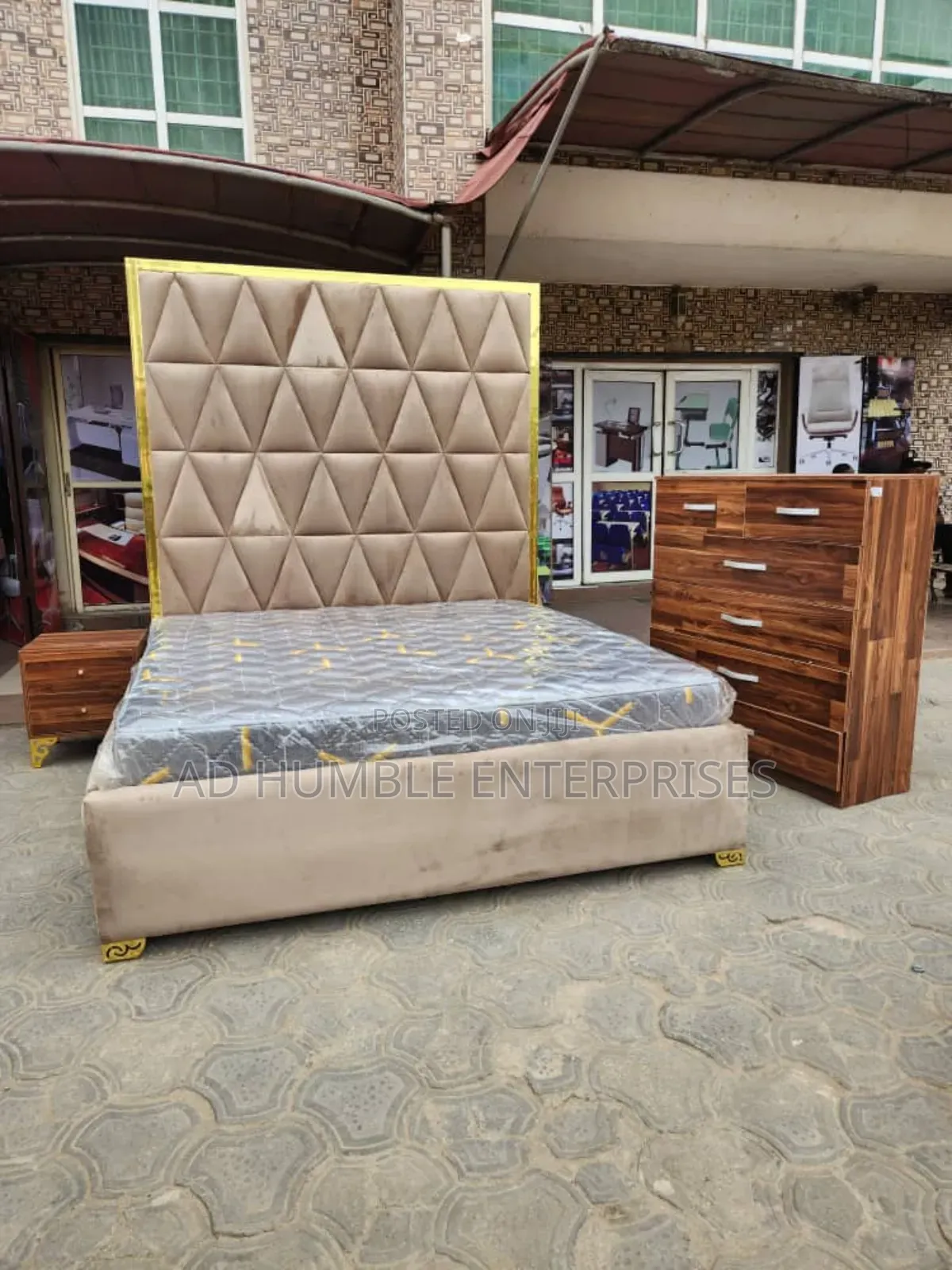 High Back Padded Bedframe Complete Set