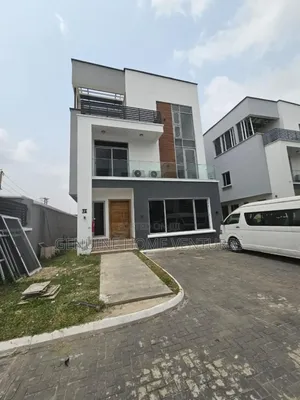 4bdrm Duplex in Ikeja Gra for sale