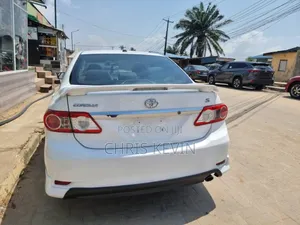 Toyota Corolla S 4dr Sedan (1.8L 4cyl 4A) 2011 White