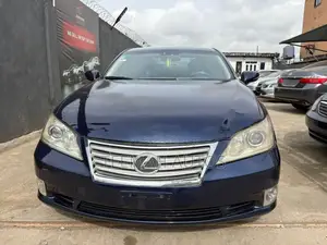 Lexus ES 350 2010 Blue