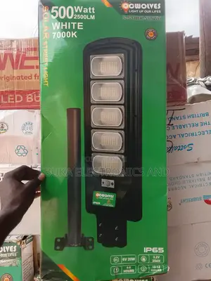 500 Watt Solar Street Light Is Available