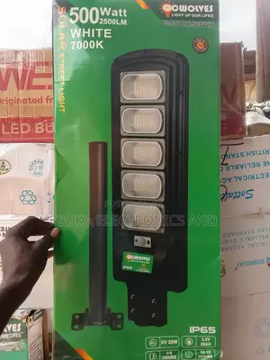 500 Watt Solar Street Light Is Available