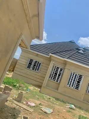 4bdrm Bungalow in Road 4 Ire-Akari,, Oluyole for sale