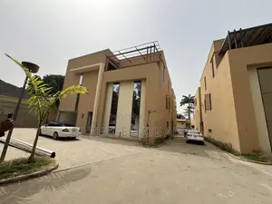 5bdrm Duplex in Maitama for sale
