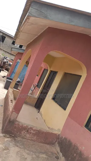 1bdrm Block of Flats in Oremeji Cda., Gberigbe for rent