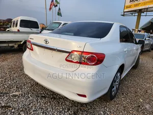 Toyota Corolla 2013 White
