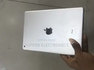 Apple iPad Air 16 GB White
