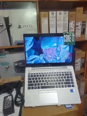 New Laptop HP EliteBook 830 16GB Intel Core 7 SSD 256GB