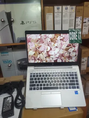New Laptop HP EliteBook 830 16GB Intel Core 7 SSD 256GB