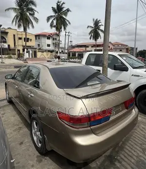Honda Accord 2003 Beige