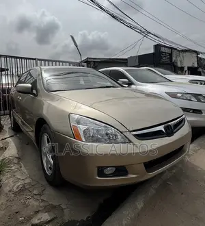 Honda Accord 2003 Beige