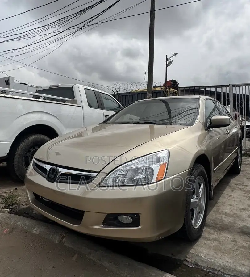 Honda Accord 2003 Beige