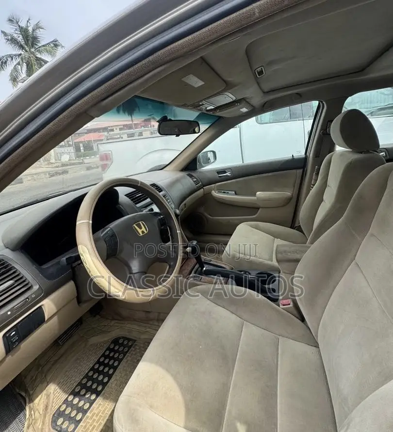 Honda Accord 2003 Beige