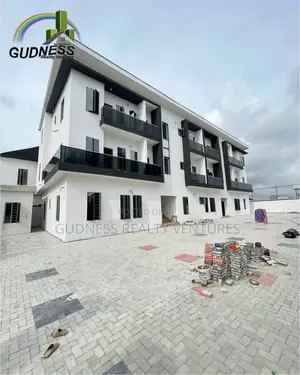 2bdrm Apartment in Lekki for rent