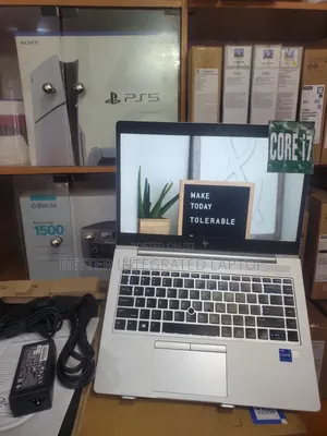New Laptop HP EliteBook 840 G4 12GB Intel Core 7 SSD 256GB