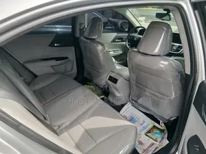 Honda Accord EX-L 4dr Sedan (2.4L 4cyl CVT) 2015 Silver