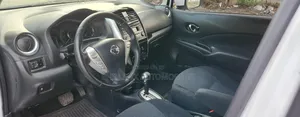 Nissan Versa 1.6 SV 4dr Sedan (1.6L 4cyl CVT) 2014 White