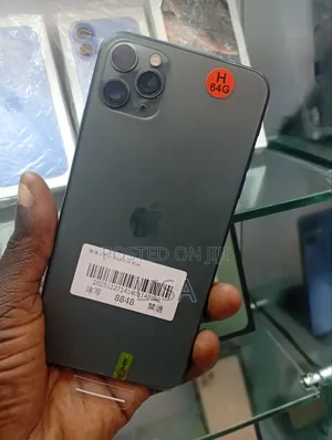 New Apple iPhone 11 64 GB Green