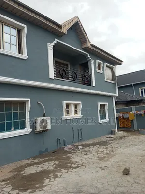 3bdrm Block of Flats in Secured Estate, Ipaja / Ipaja for sale